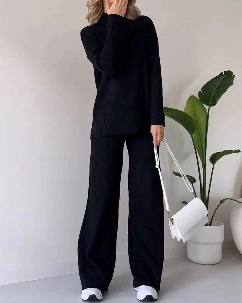 IVORY | CHICH TURTLENECK TWO PIECE