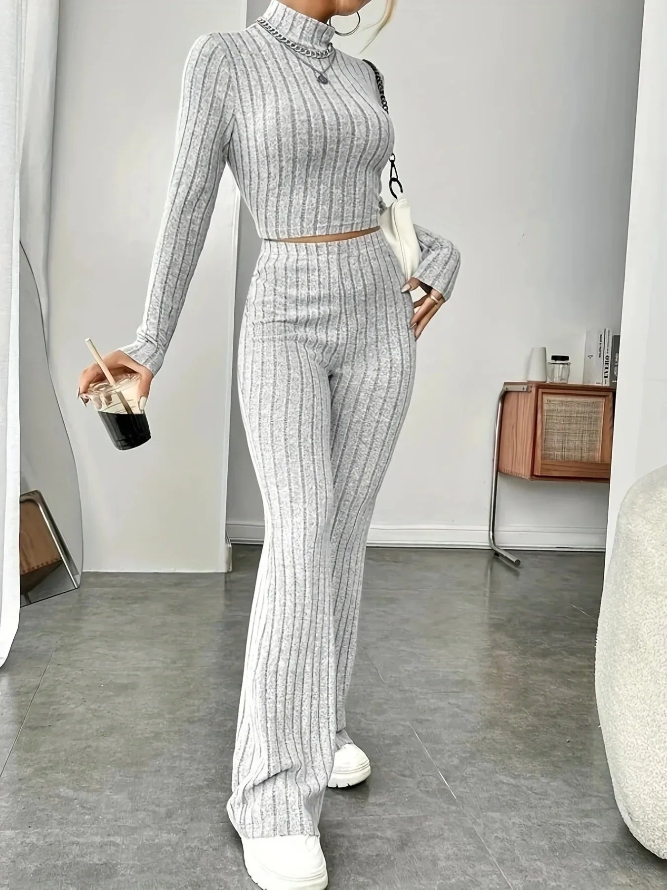 MEAVE | STYLISH 2-PIECE SET
